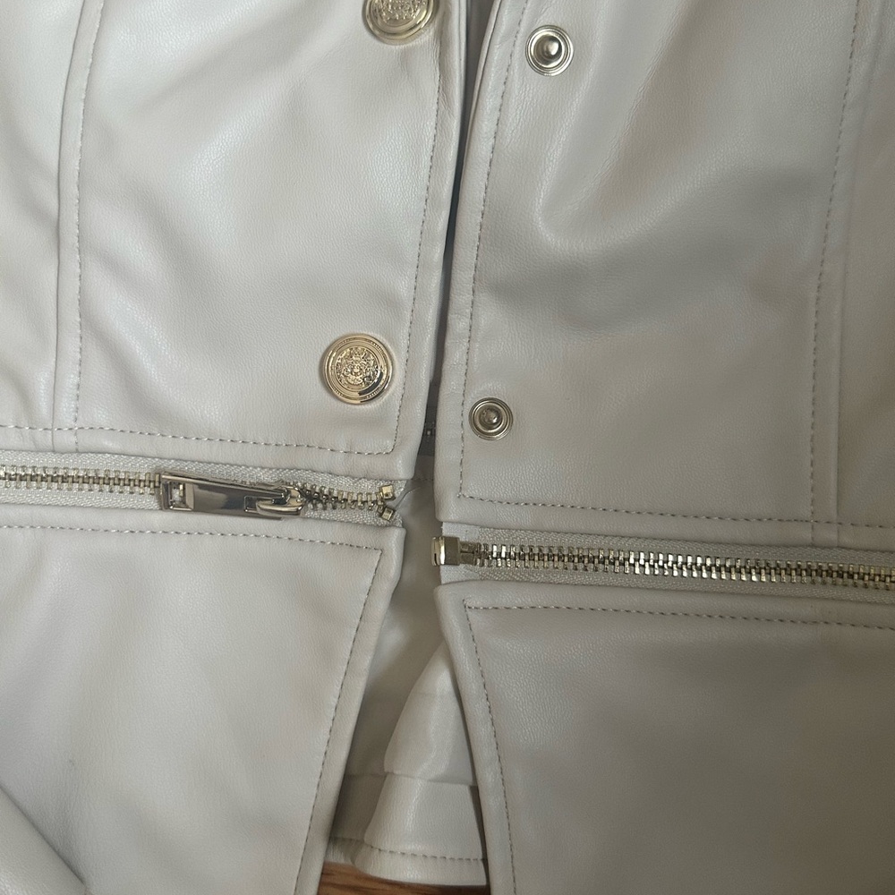 Zara Biker Cropped Jacket Womens Faux Leather Zipper Cuffs Classic XS - Picture 2 of 7